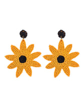 Load image into Gallery viewer, Handmade Beaded Sunflower Earrings
