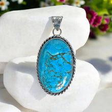 Load image into Gallery viewer, Turquoise healing Pendant
